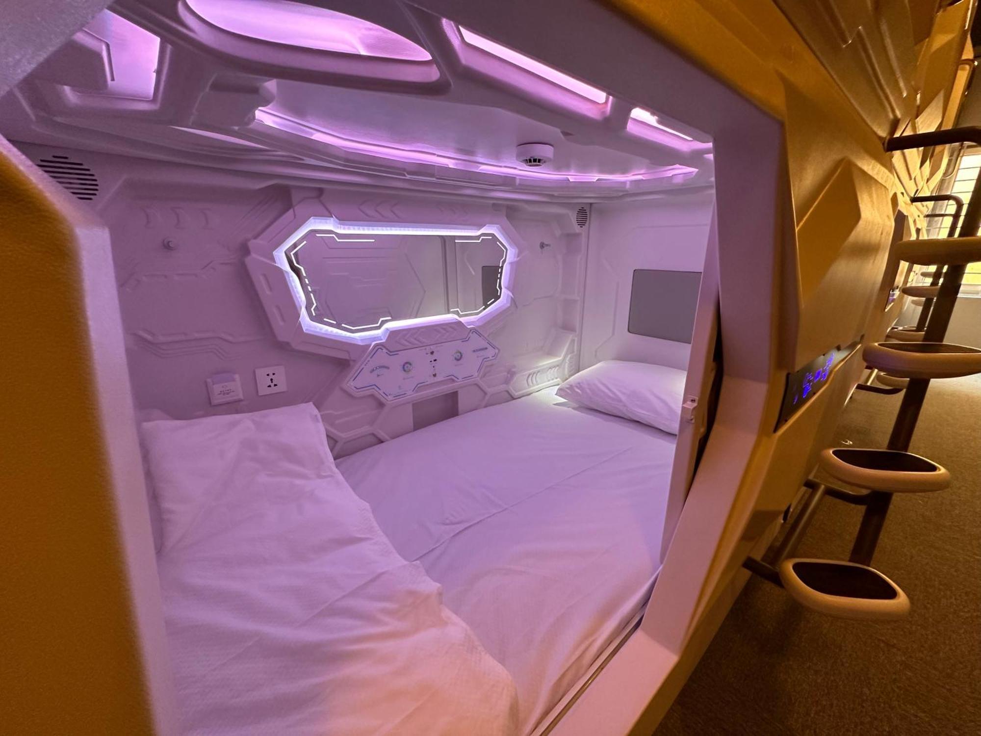 Blr Pods Hotel Bengaluru Kültér fotó