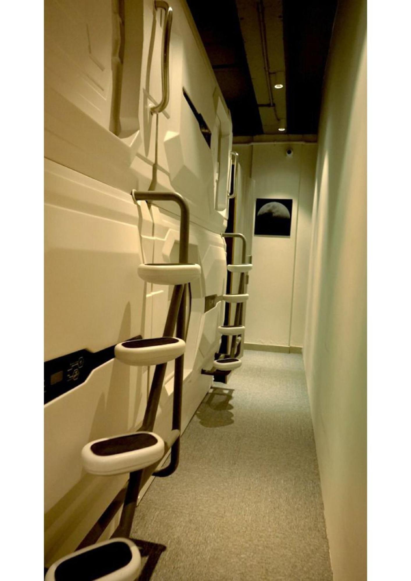Blr Pods Hotel Bengaluru Kültér fotó